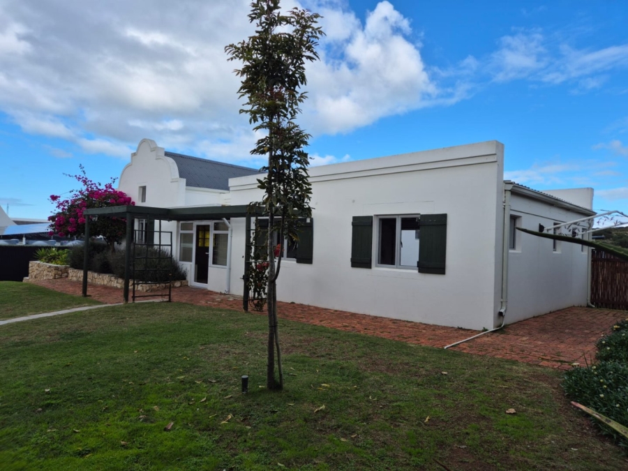 3 Bedroom Property for Sale in Stilbaai Wes Western Cape